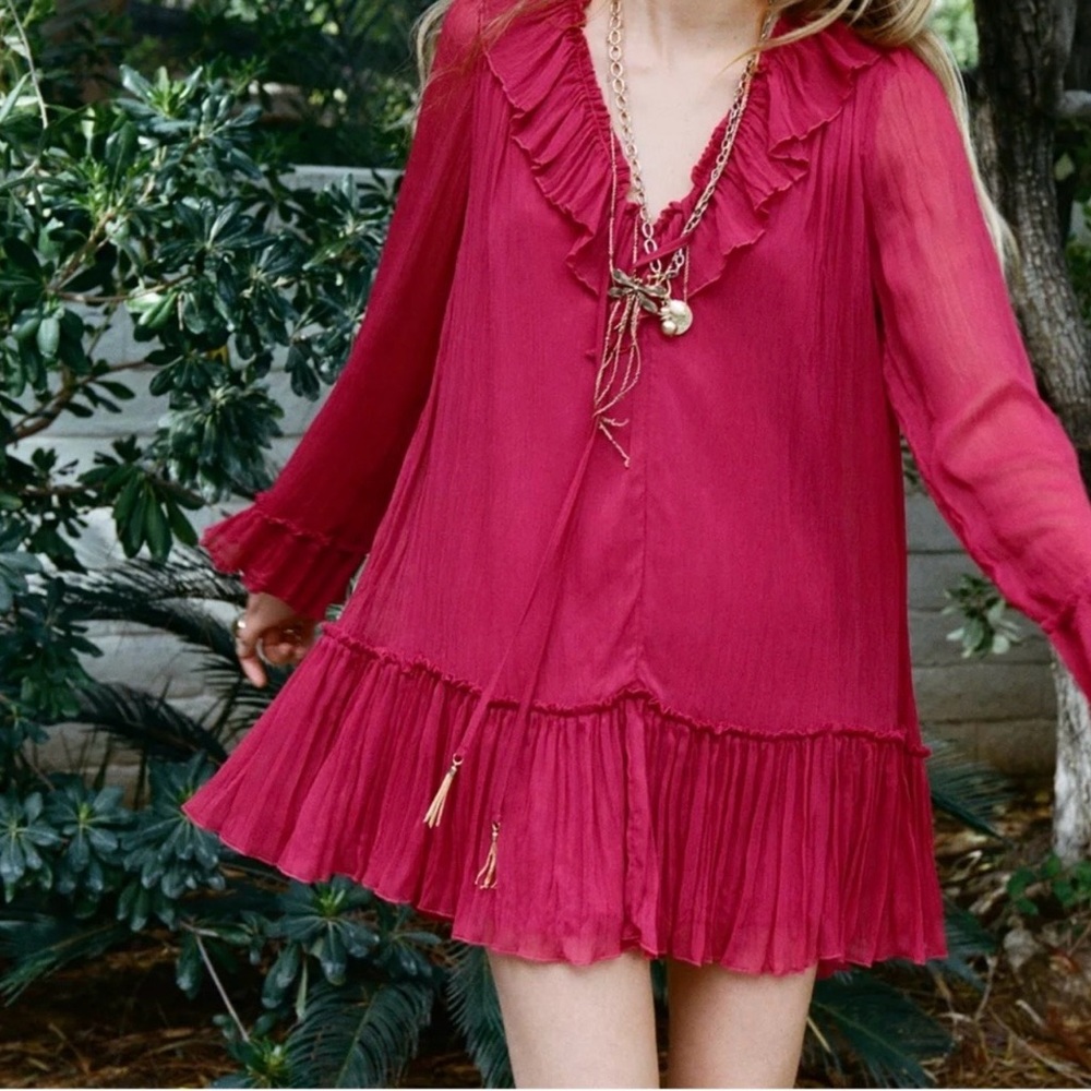 Chic Red Ruffled Dress